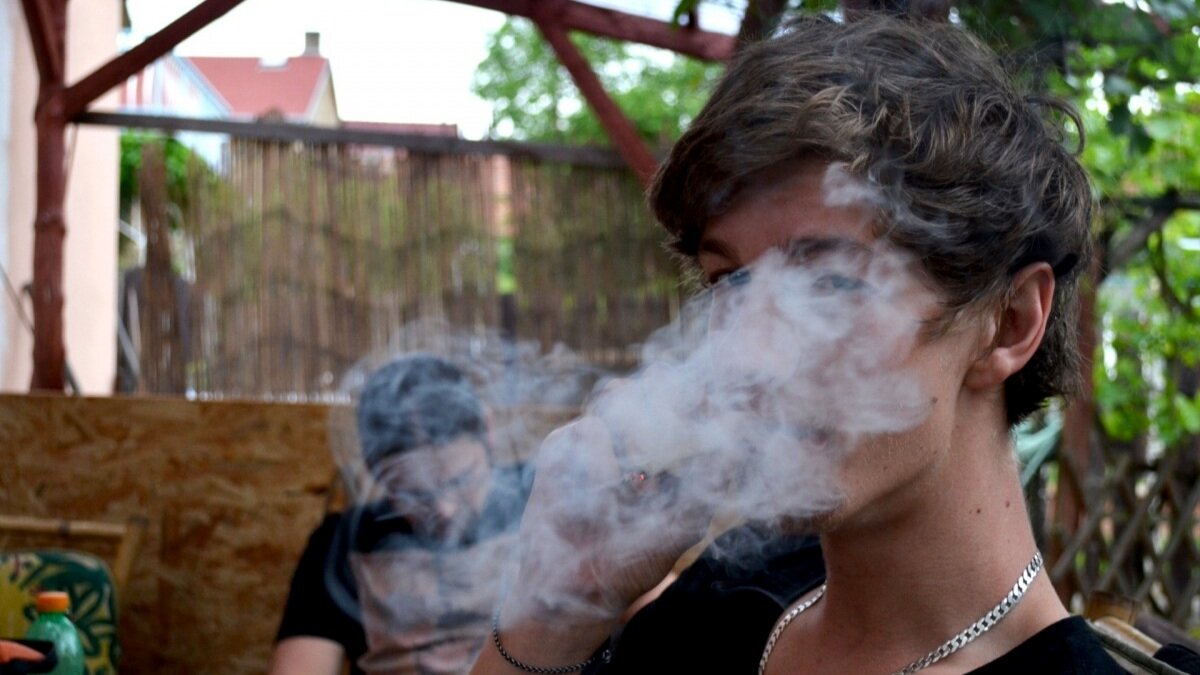 How to Hide the Smell of Weed